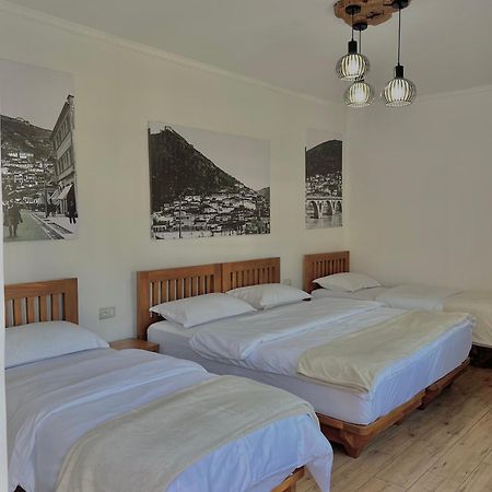 Cereni Guesthouse Berat Exterior foto