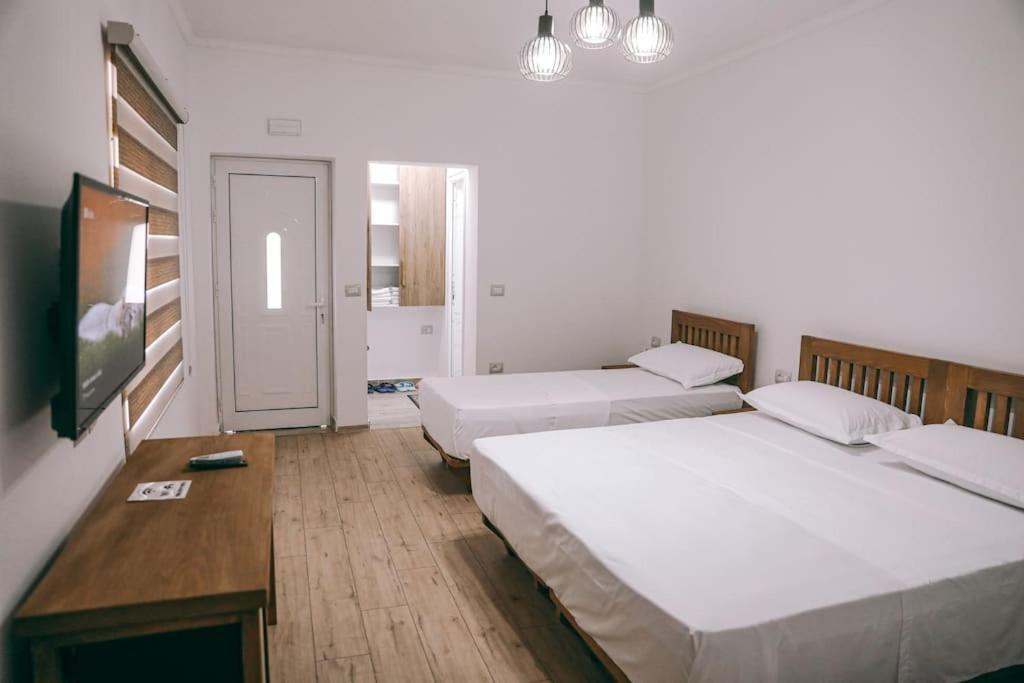 Cereni Guesthouse Berat Exterior foto
